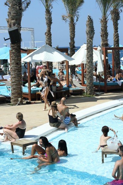 Latino Waves at Riviera